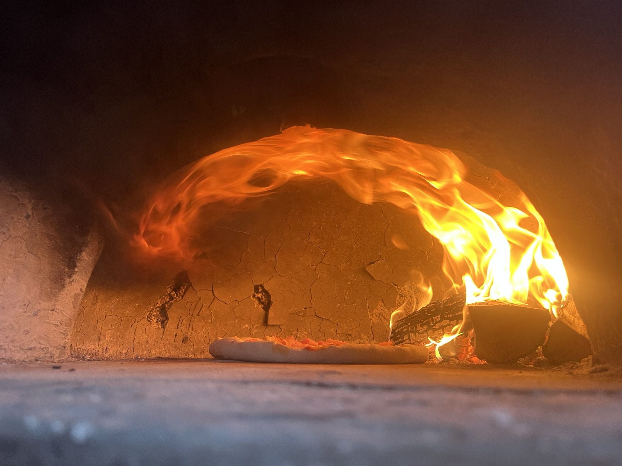 pizza foodtruck Amersfoort houtgestookte steenoven