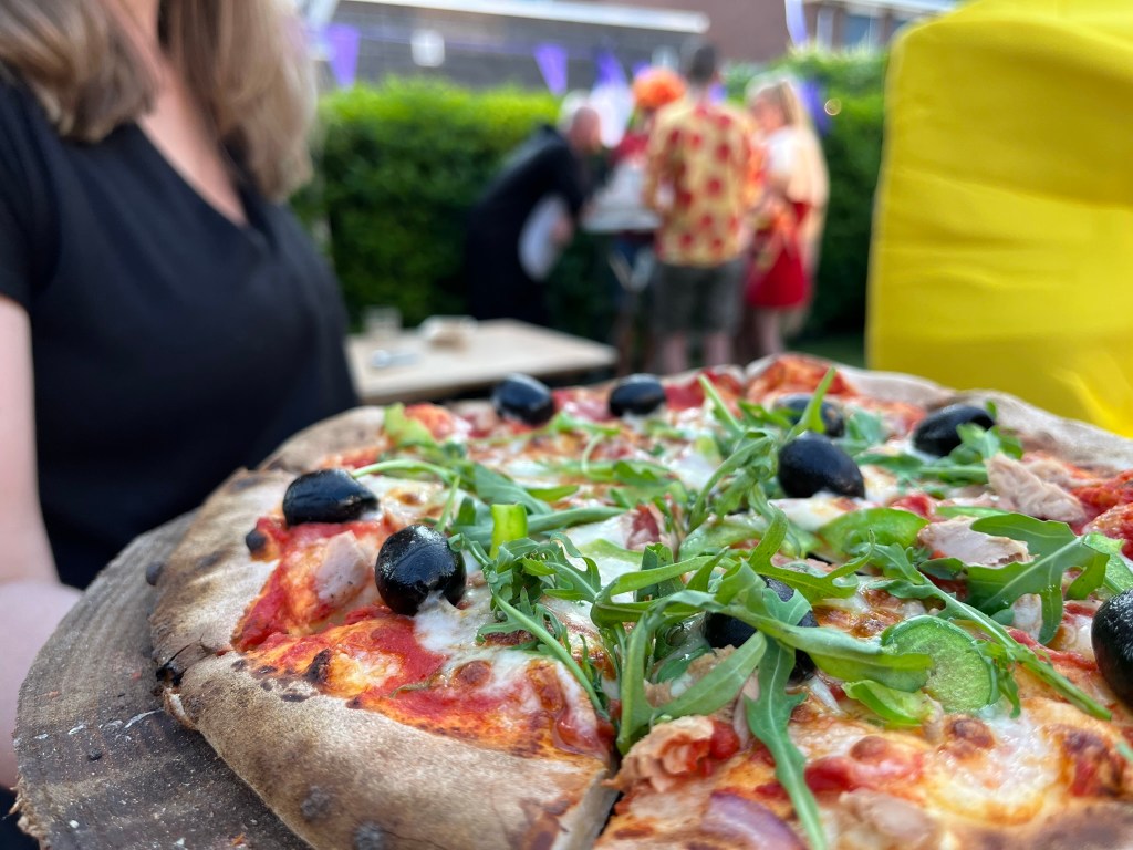 pizza foodtruck Amersfoort houtgestookte steenoven